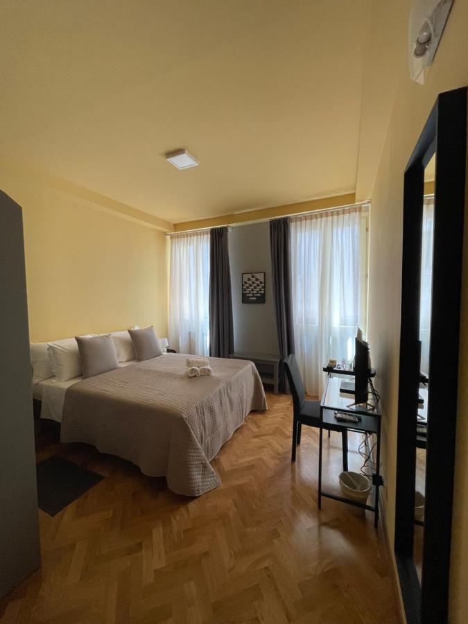 Apartment Hotel Marchesini ラヴェンナ エクステリア 写真